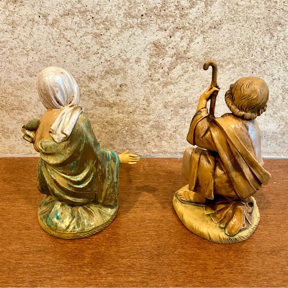 Vintage Pellegrini Nativity Set - Picture 4 of 11